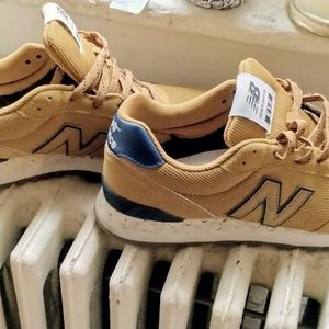 New balance shoes